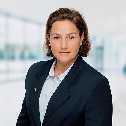 Tina Moll, Vice President Legal, General Counsel & CCO bei CeramTec