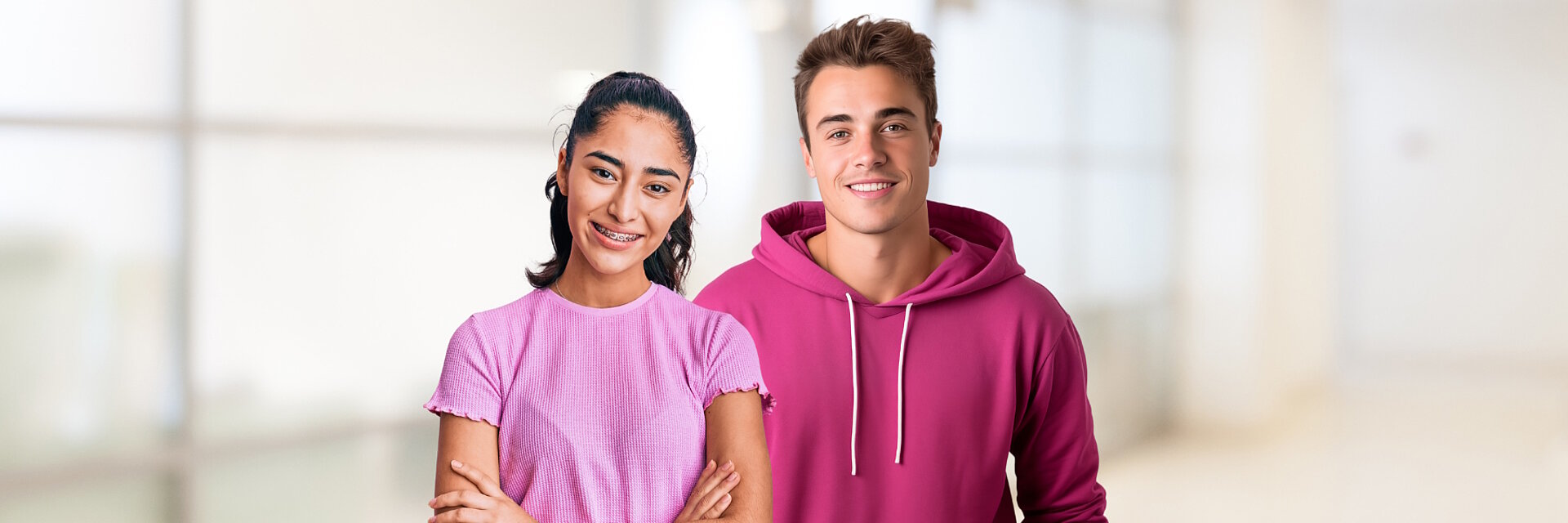 Titelbild für den Schüler-Bereich mit einer Schülerin und einem Schüler