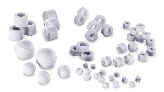 supports catalytiques en céramique pour l'industrie chimique